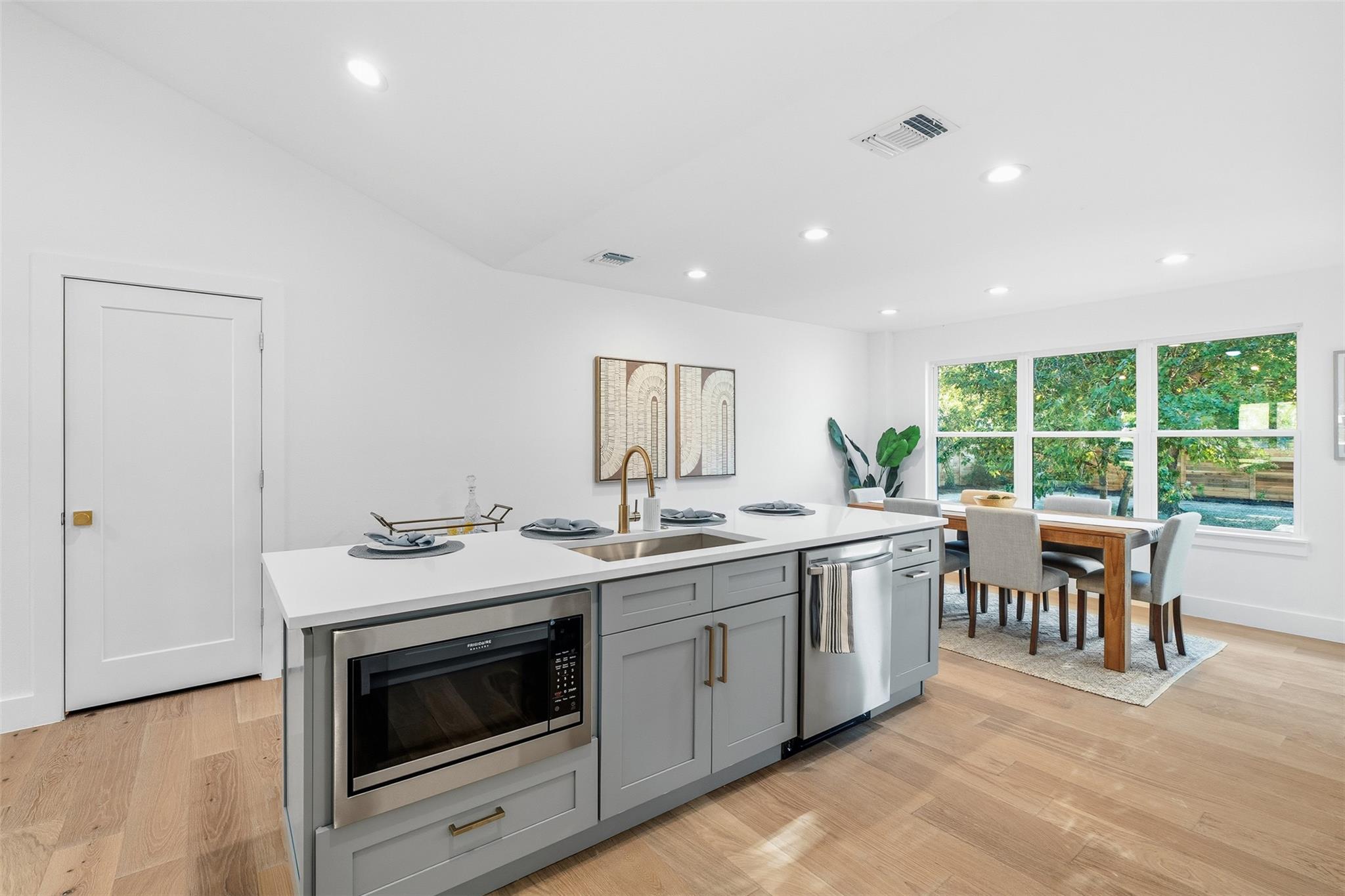 4600 Frontier Trl, Austin, TX 78745