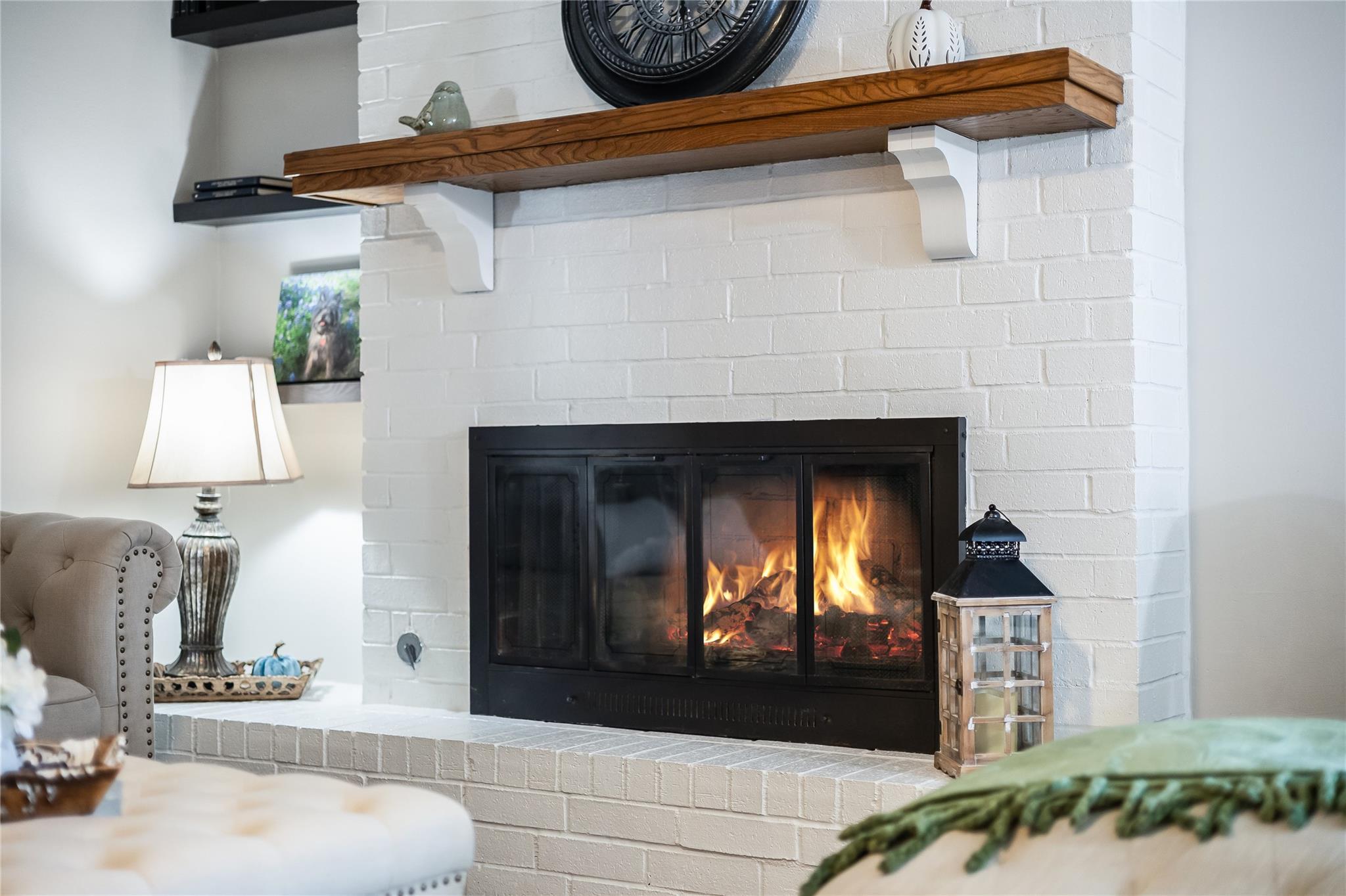 10103 Oak Hollow Cir, Austin, TX 78758