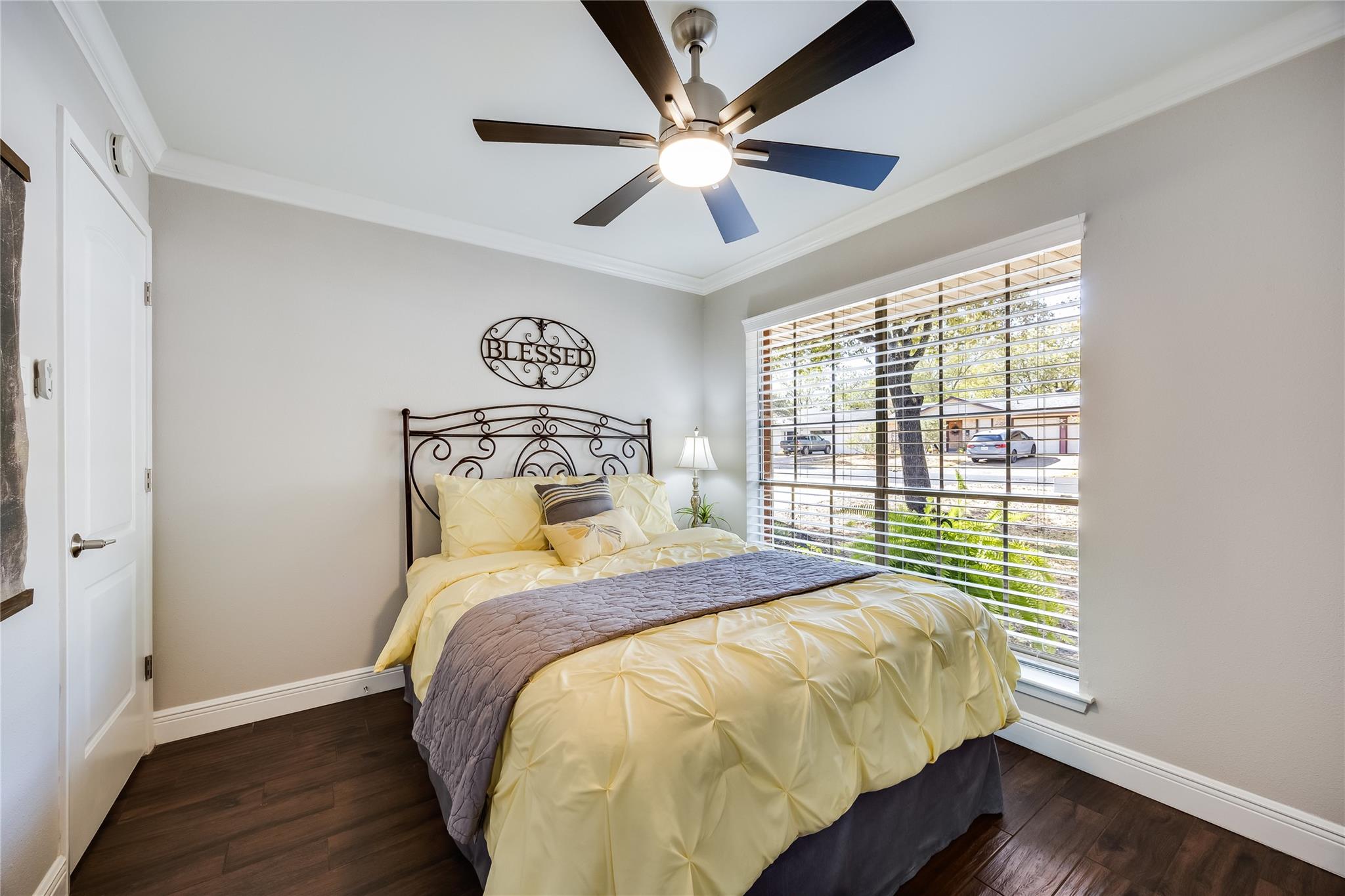 10103 Oak Hollow Cir, Austin, TX 78758