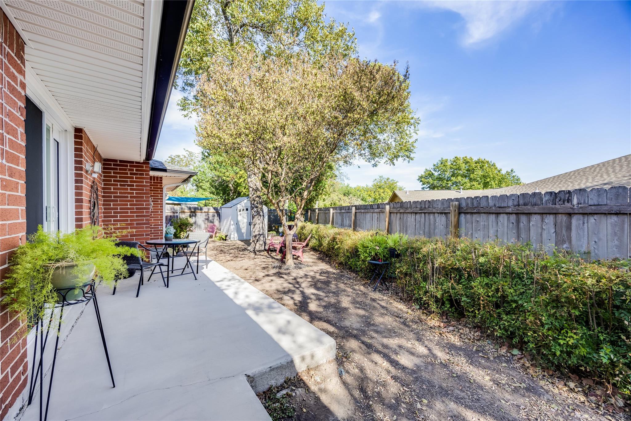 10103 Oak Hollow Cir, Austin, TX 78758