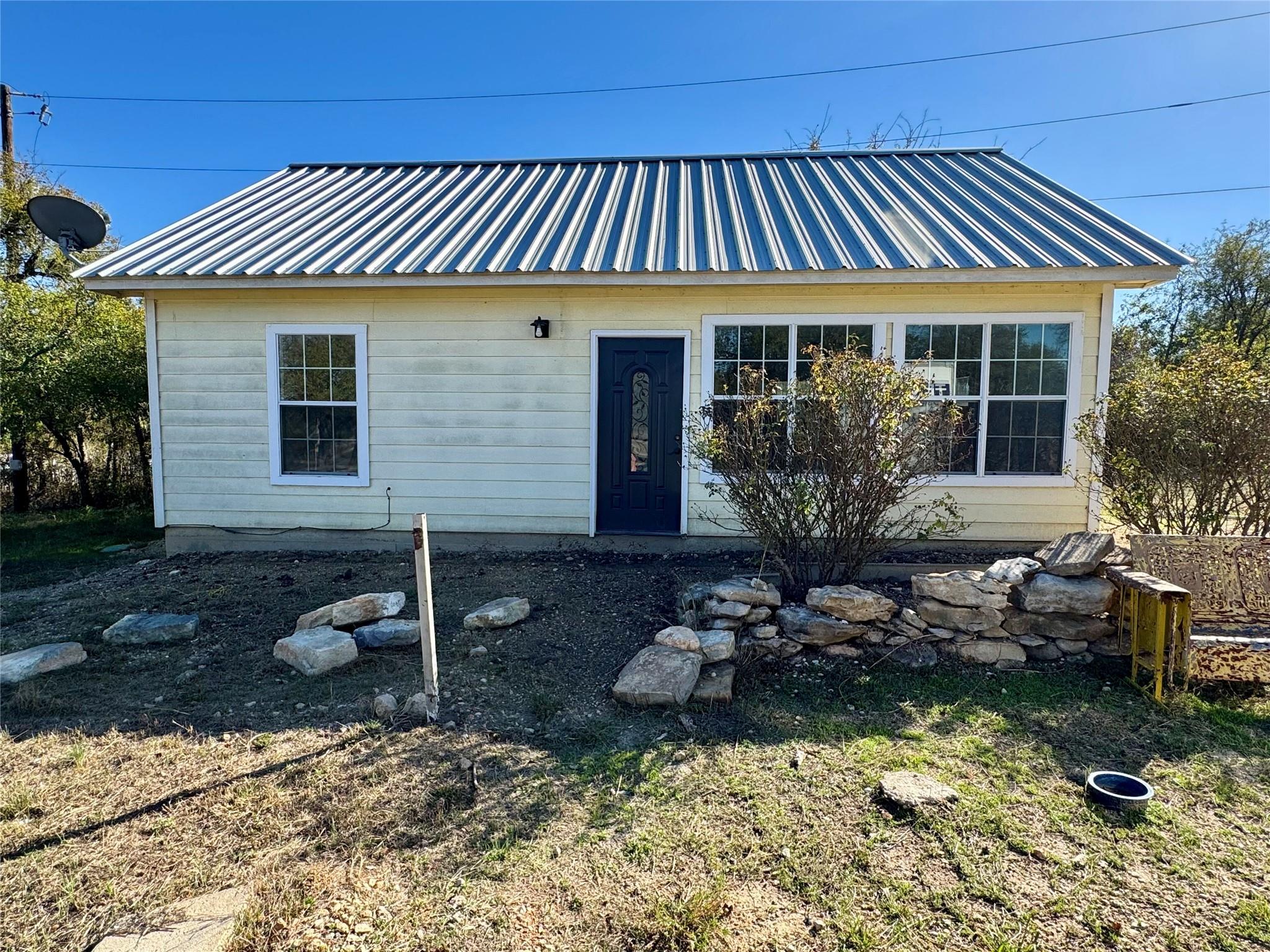 1229 N Fm 1626 # B, Buda, TX 78610