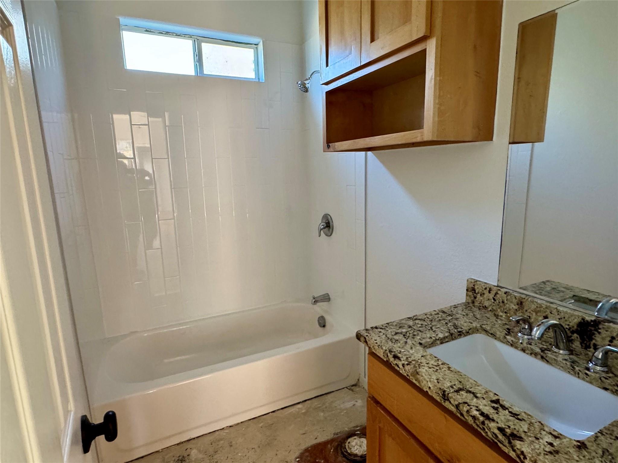 1229 N Fm 1626 # B, Buda, TX 78610