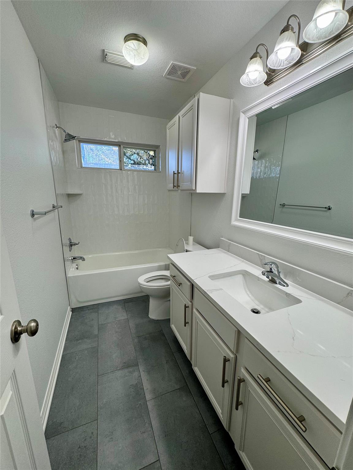 1229 N Fm 1626 # B, Buda, TX 78610