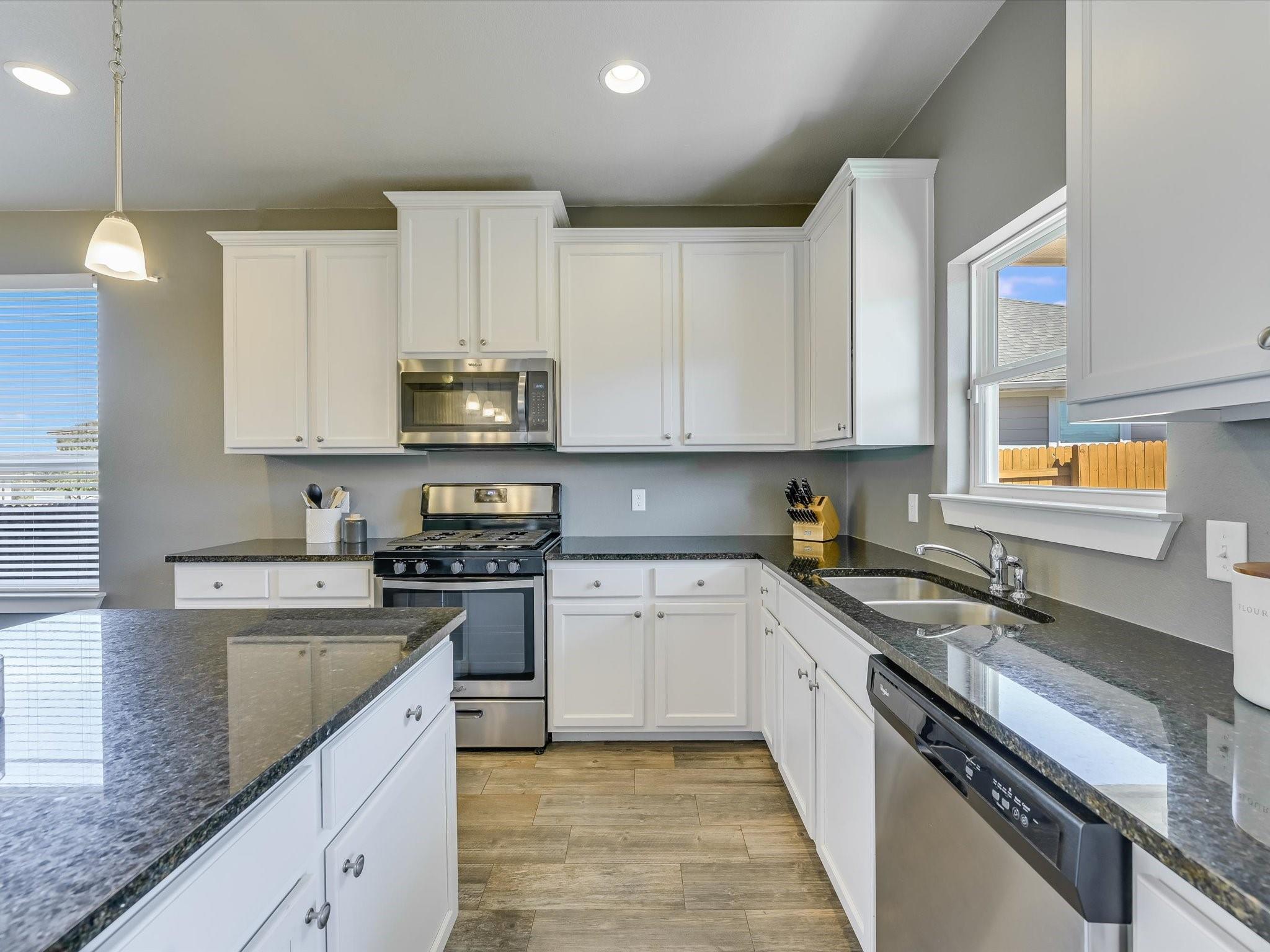 5217 Bonneville Bnd, Austin, TX 78744