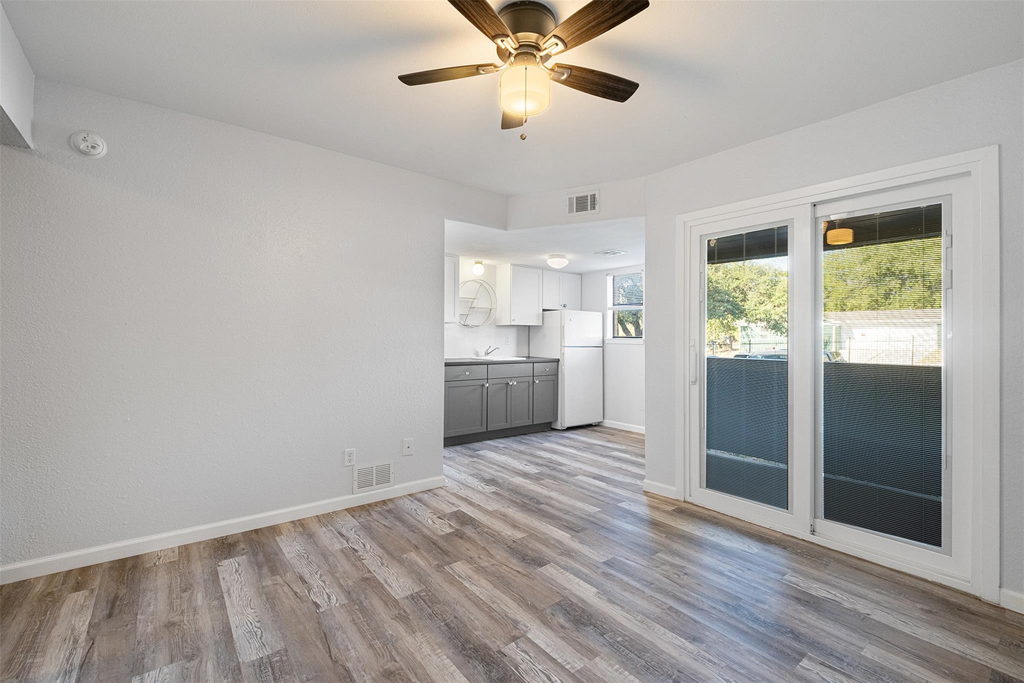 2500 Burleson Rd # 502, Austin, TX 78741