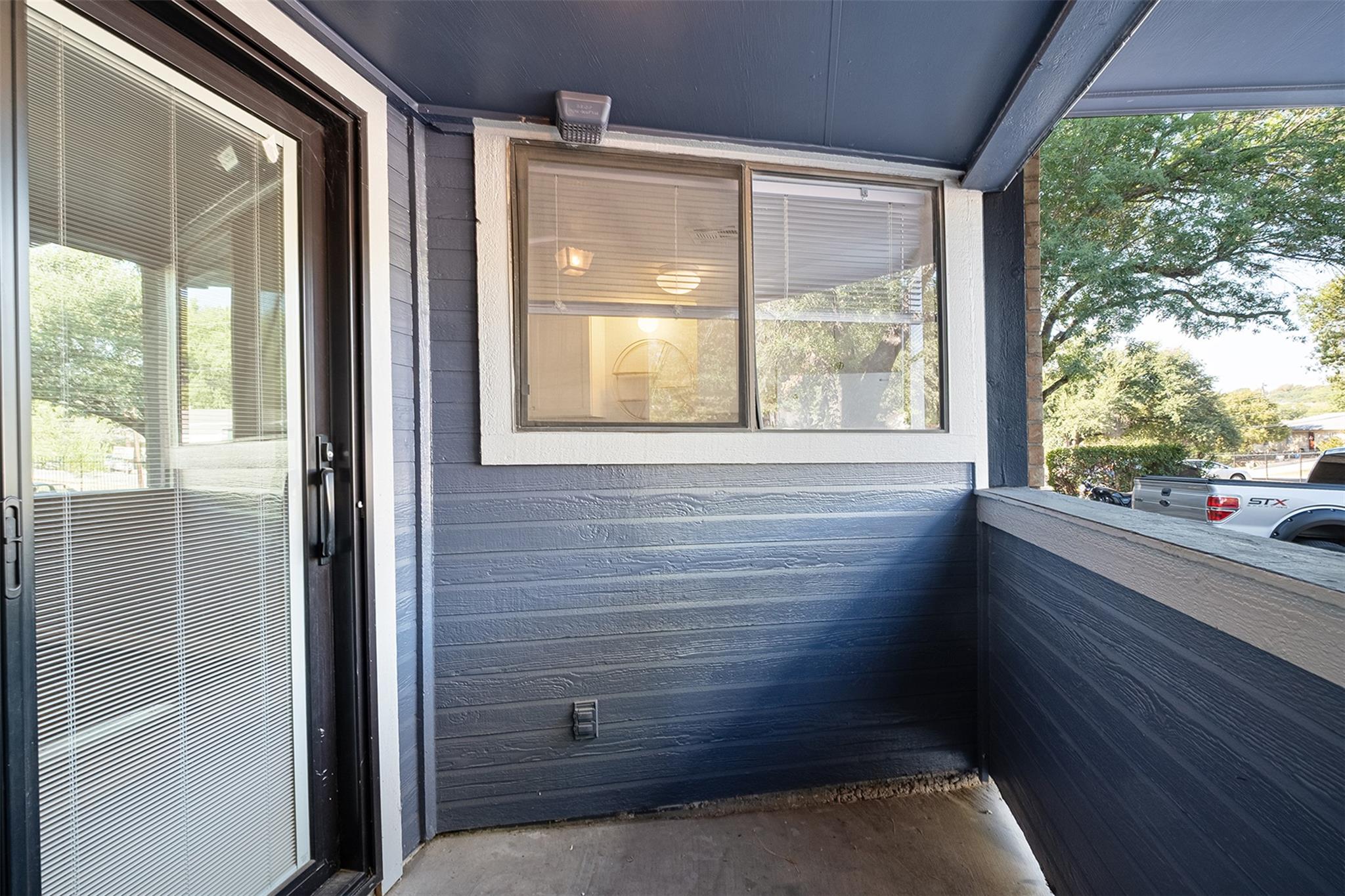 2500 Burleson Rd # 502, Austin, TX 78741