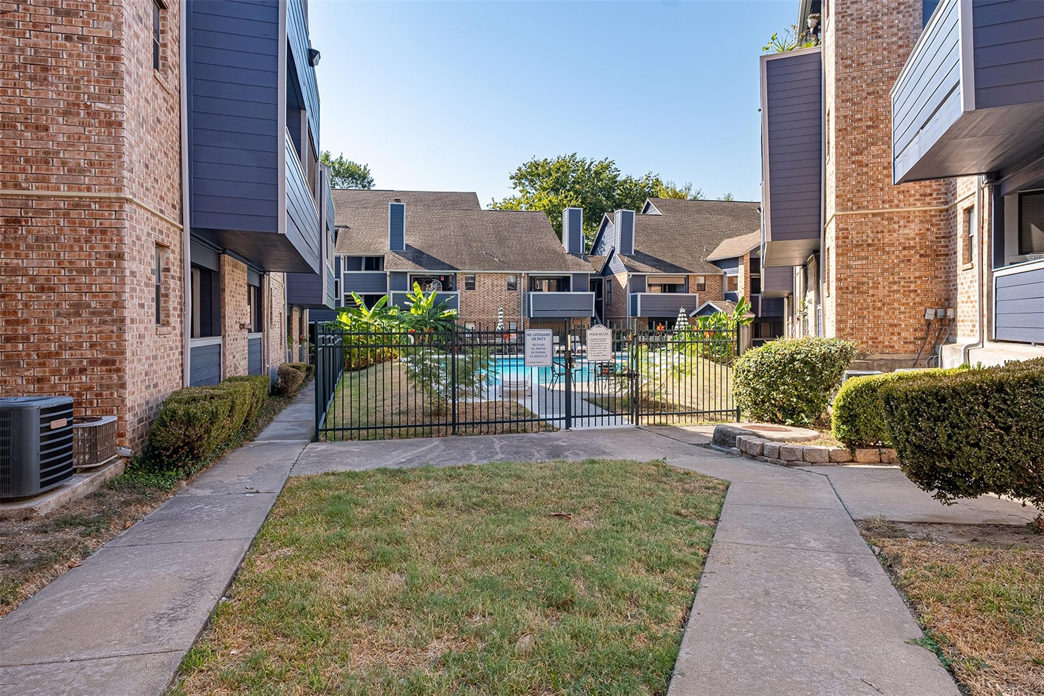 2500 Burleson Rd # 502, Austin, TX 78741