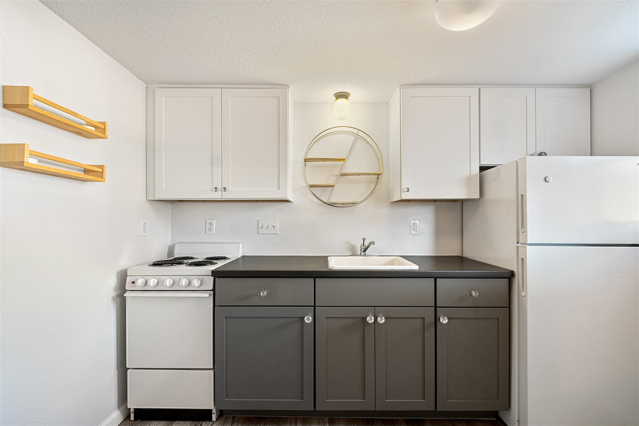 2500 Burleson Rd # 502, Austin, TX 78741