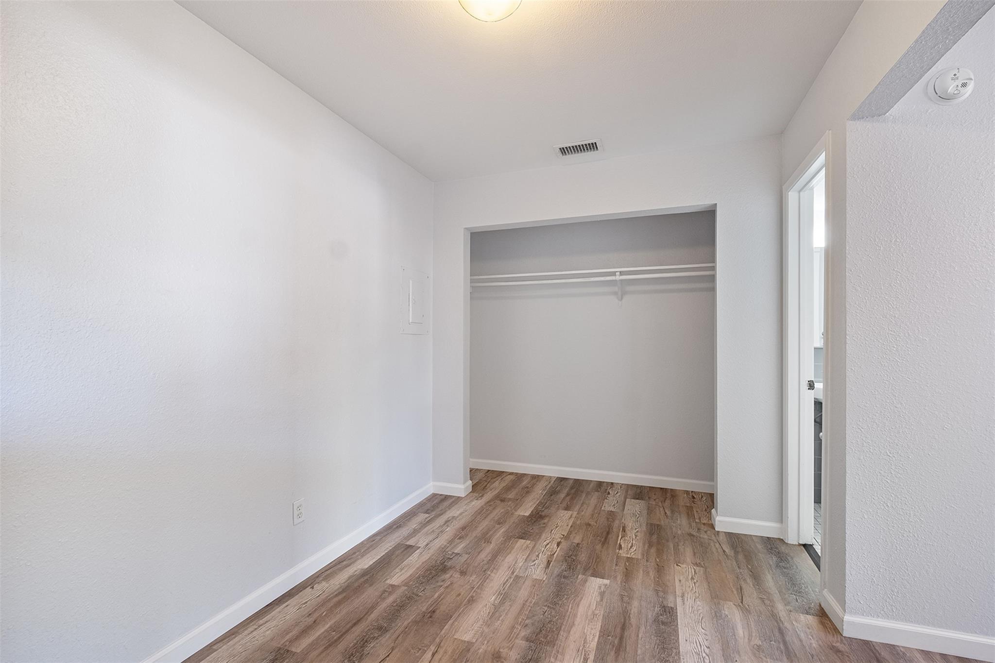 2500 Burleson Rd # 502, Austin, TX 78741