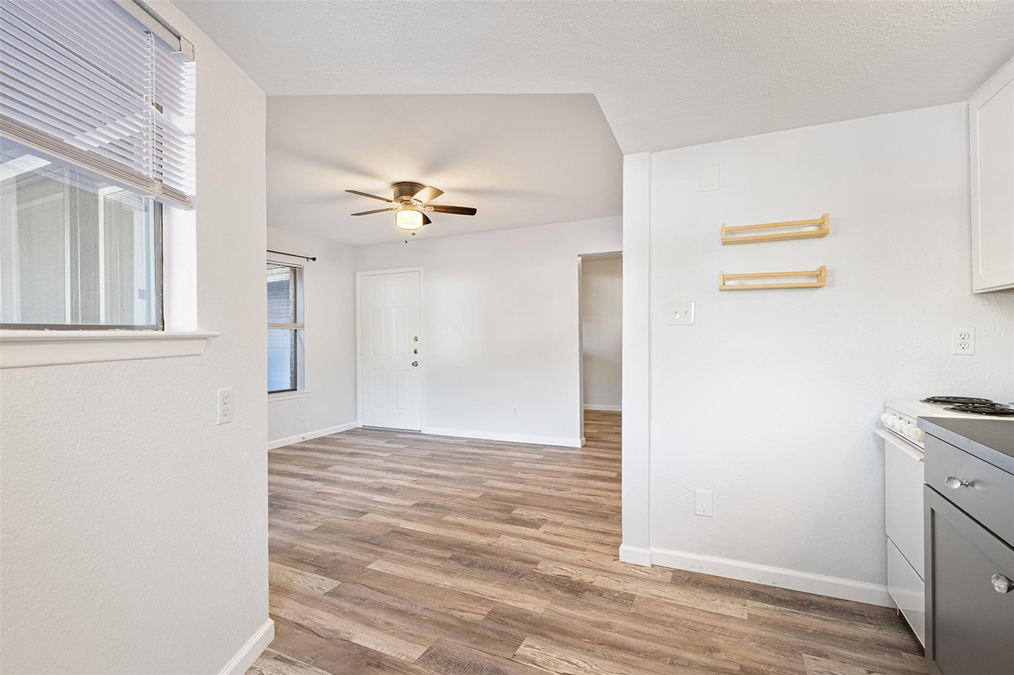 2500 Burleson Rd # 502, Austin, TX 78741