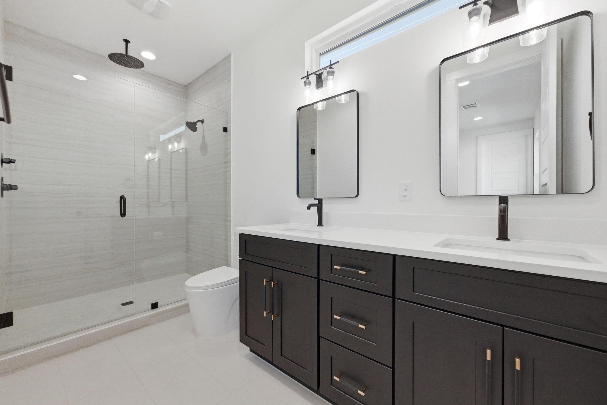 1601 Canterbury St # 2, Austin, TX 78702