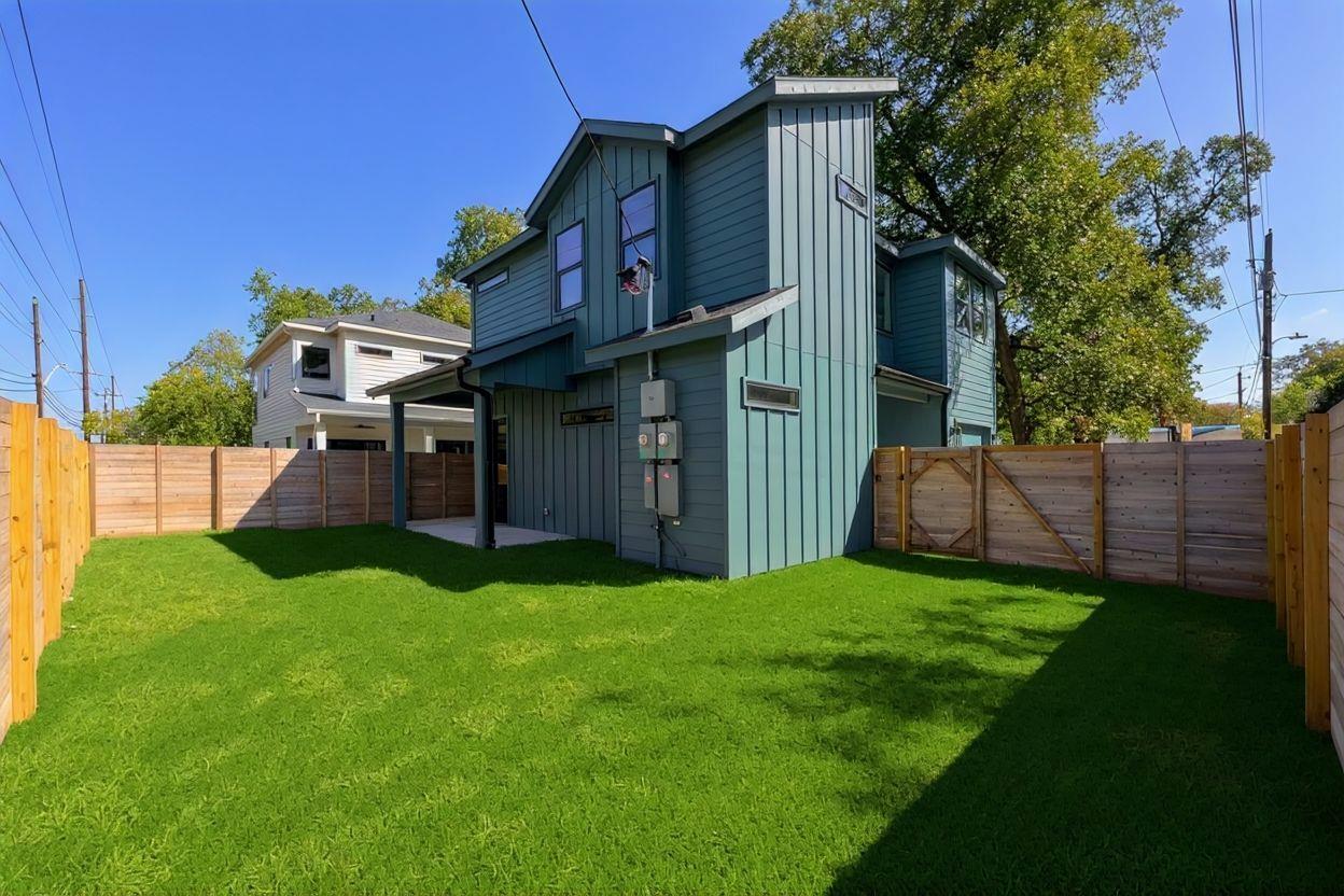 1601 Canterbury St # 2, Austin, TX 78702