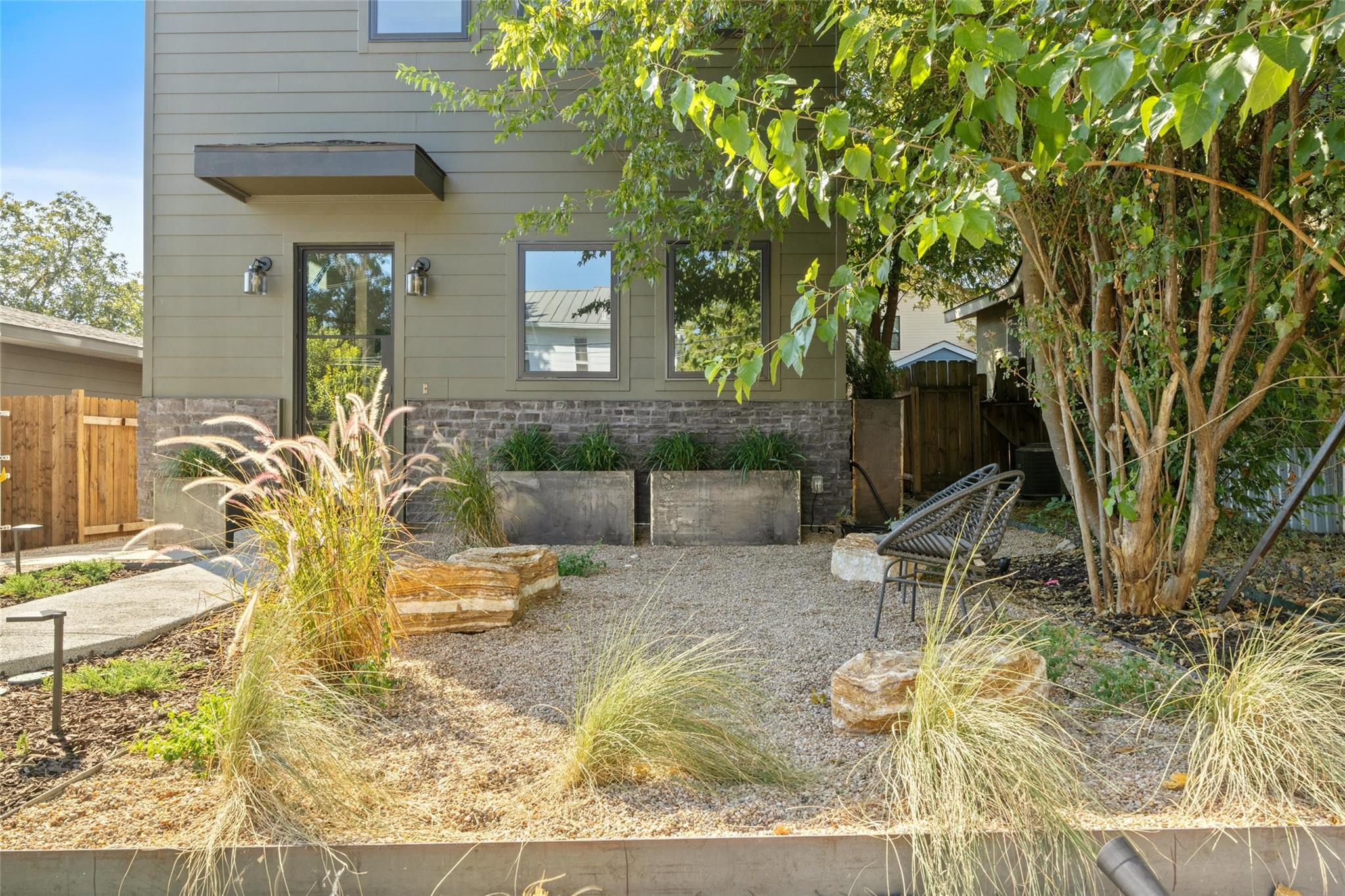 2305 E 21st St # 2, Austin, TX 78722