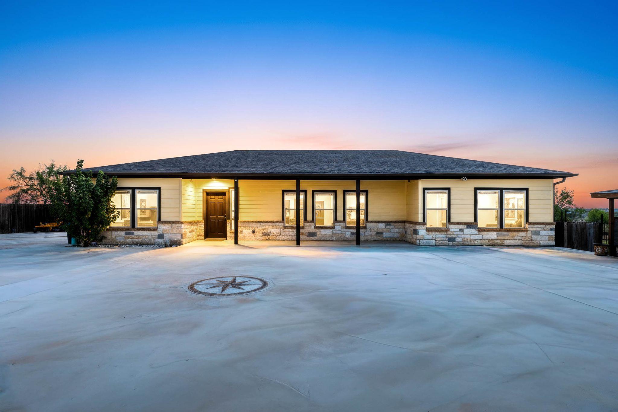 749 El Rey Dr, Kyle, TX 78640