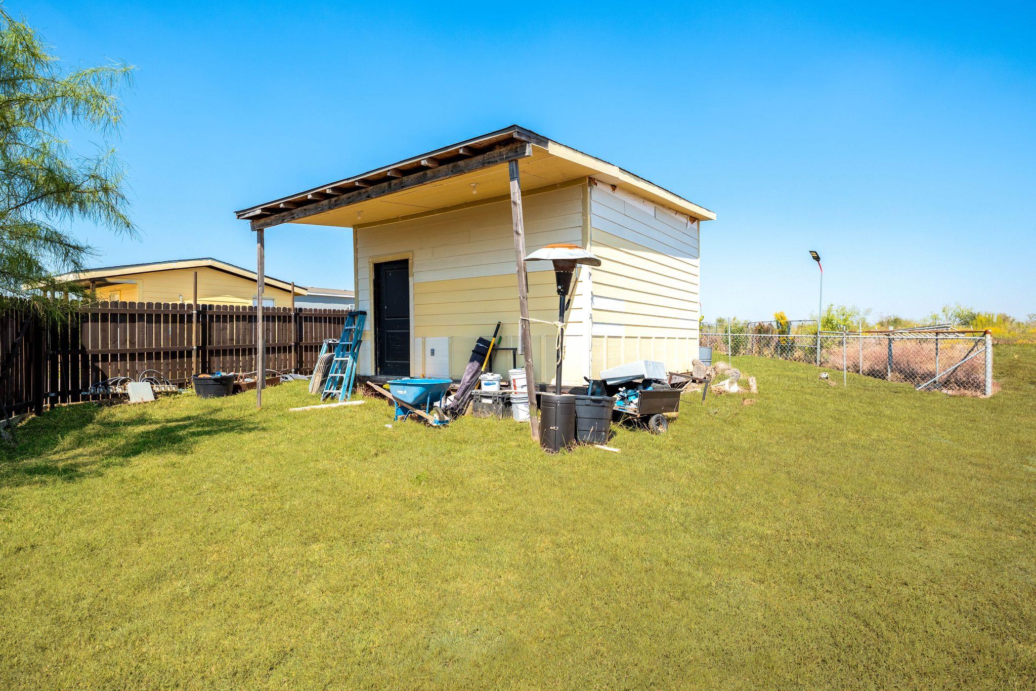 749 El Rey Dr, Kyle, TX 78640