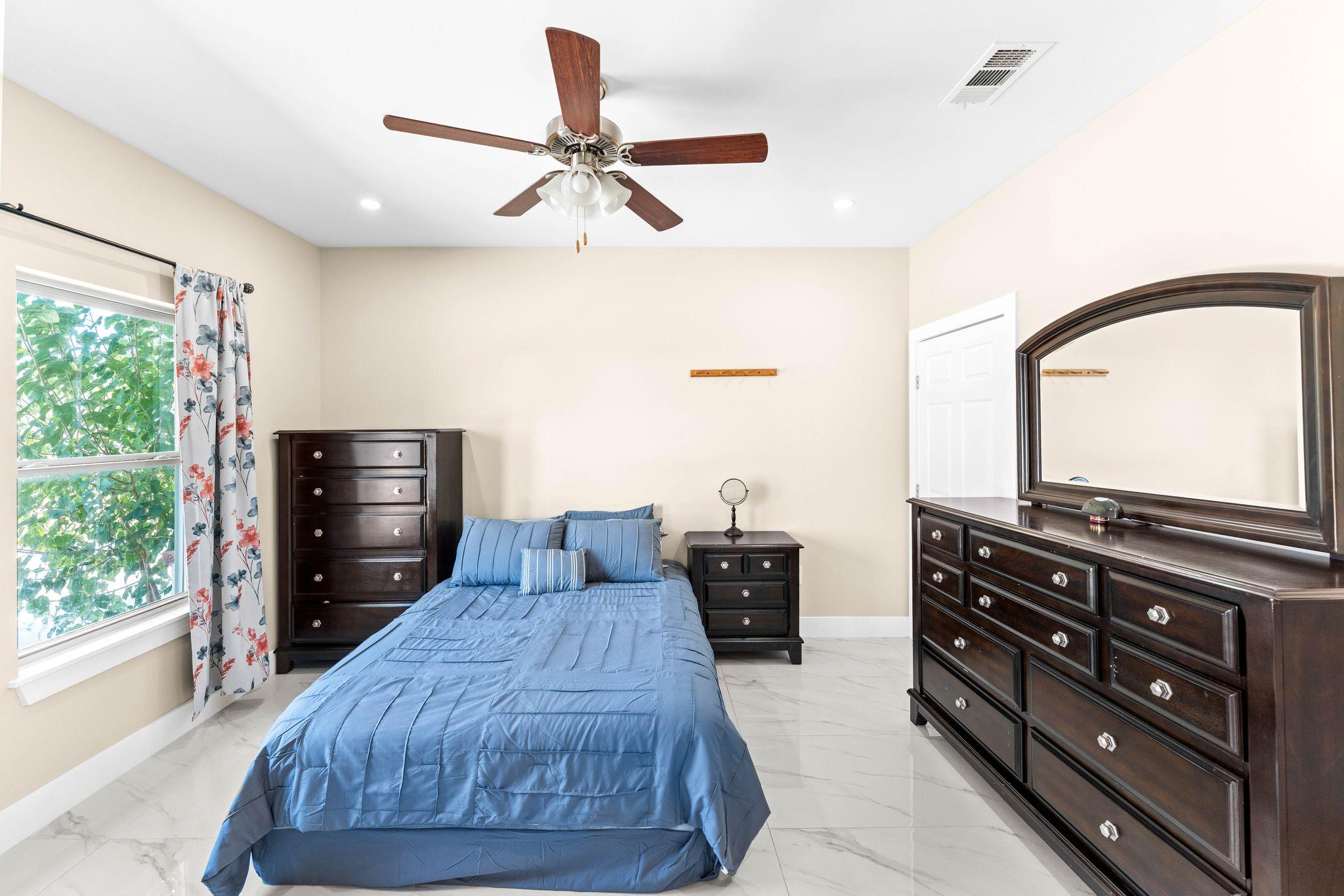 749 El Rey Dr, Kyle, TX 78640