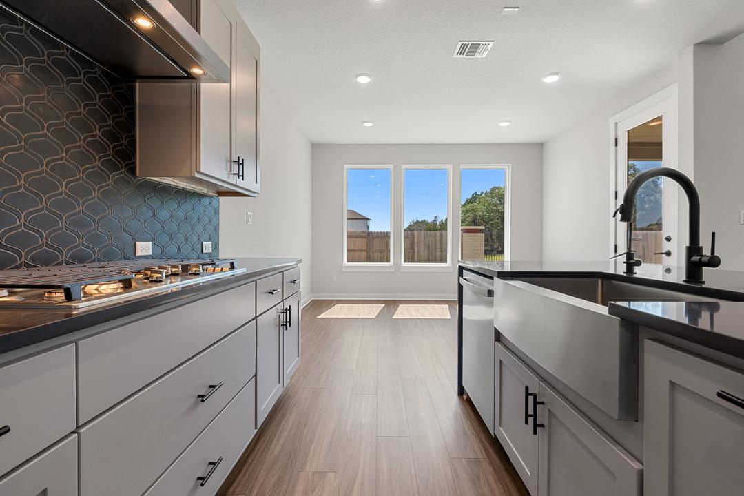 113 High Valley Drive, Liberty Hill, TX 78642