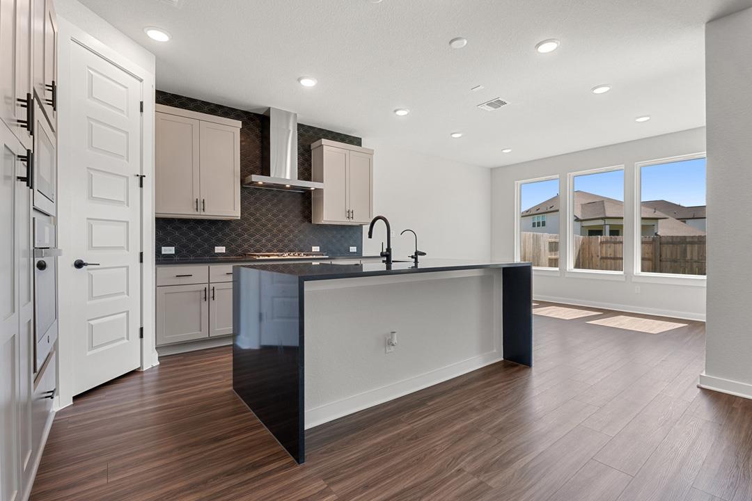 113 High Valley Drive, Liberty Hill, TX 78642