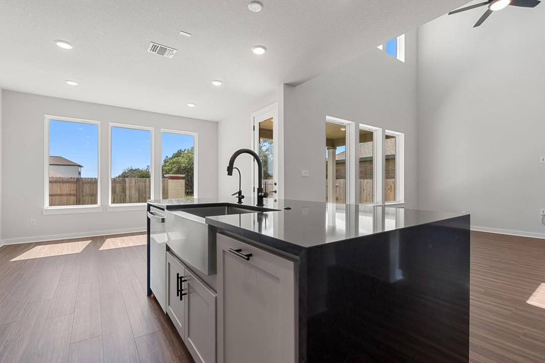 113 High Valley Drive, Liberty Hill, TX 78642