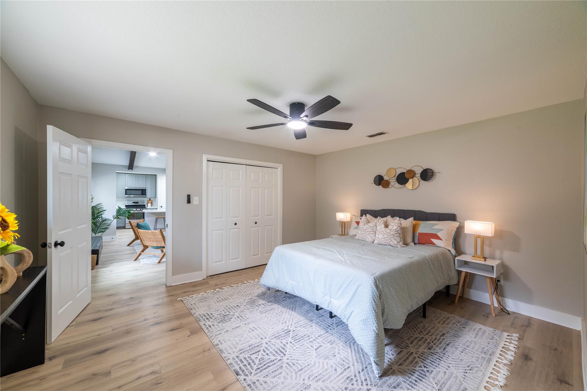 7300 Fred Morse Dr, Austin, TX 78723