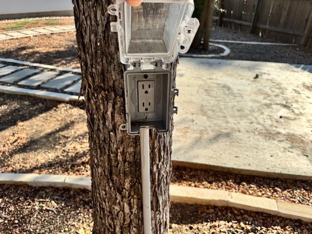 103 Winecup Path, Cedar Creek, TX 78612