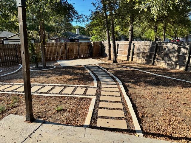 103 Winecup Path, Cedar Creek, TX 78612