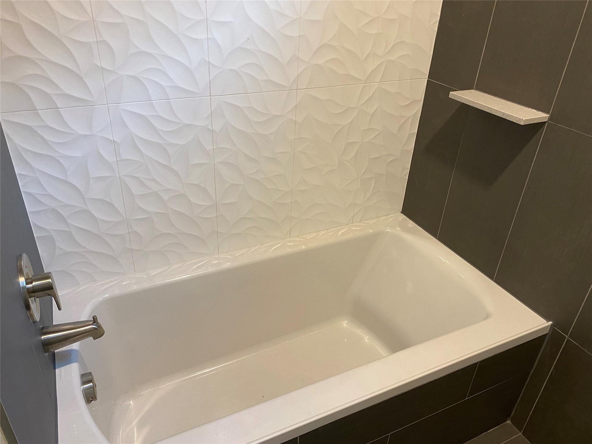 1615 E 7th St # 304, Austin, TX 78702