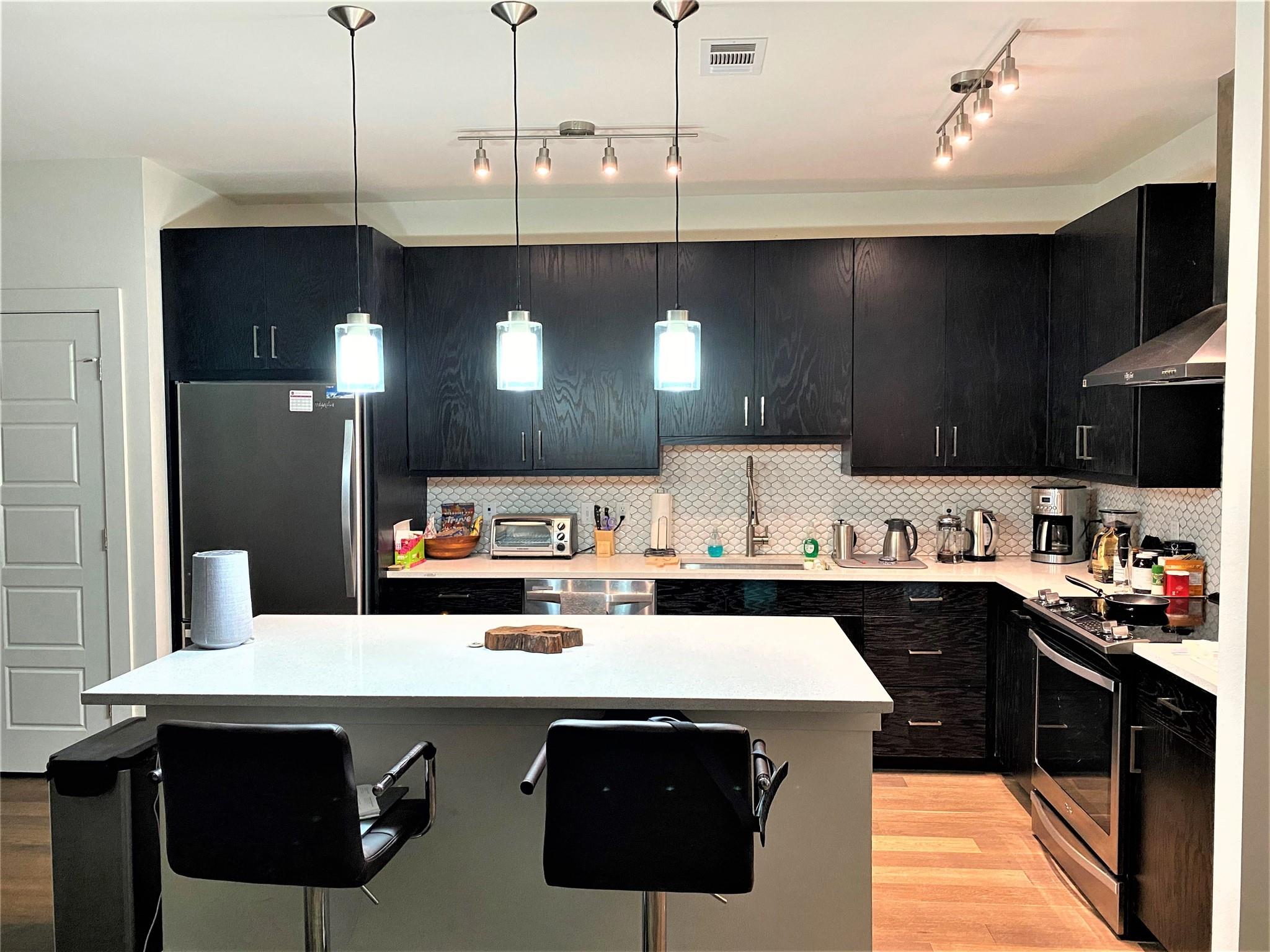 1615 E 7th St # 304, Austin, TX 78702