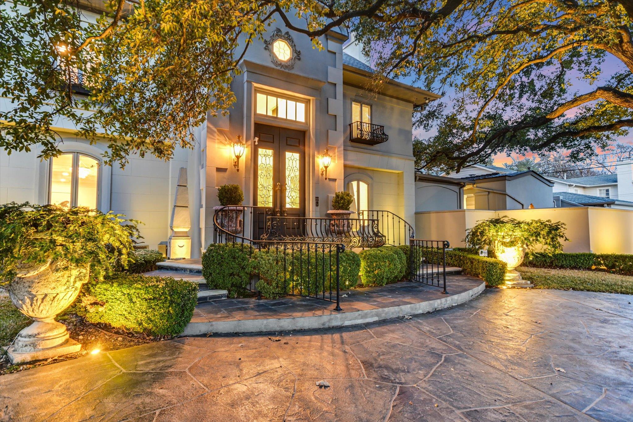 1304 Gaston Ave, Austin, TX 78703