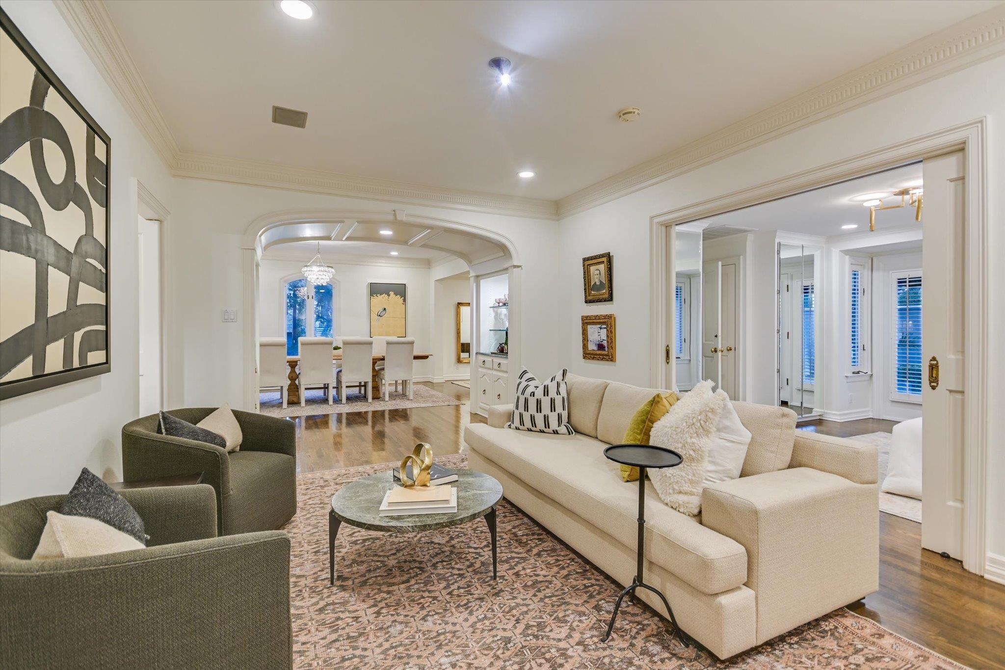 1304 Gaston Ave, Austin, TX 78703