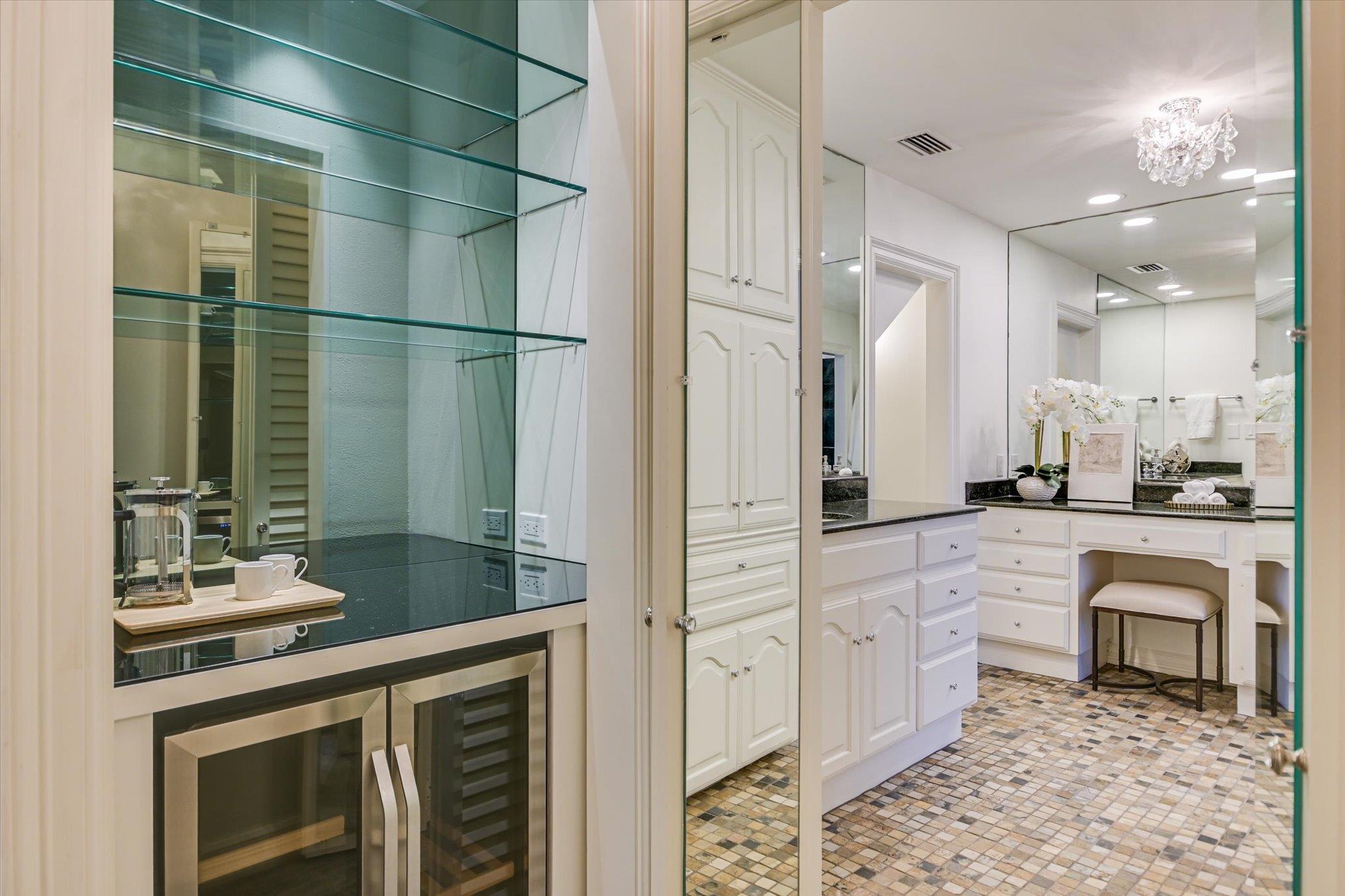 1304 Gaston Ave, Austin, TX 78703