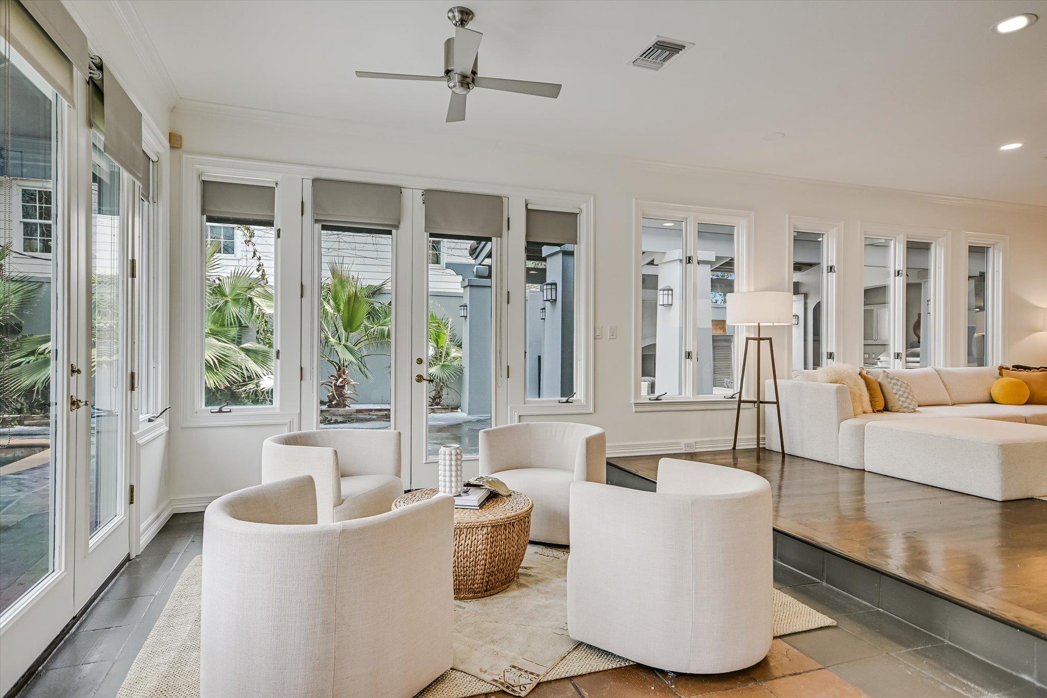 1304 Gaston Ave, Austin, TX 78703