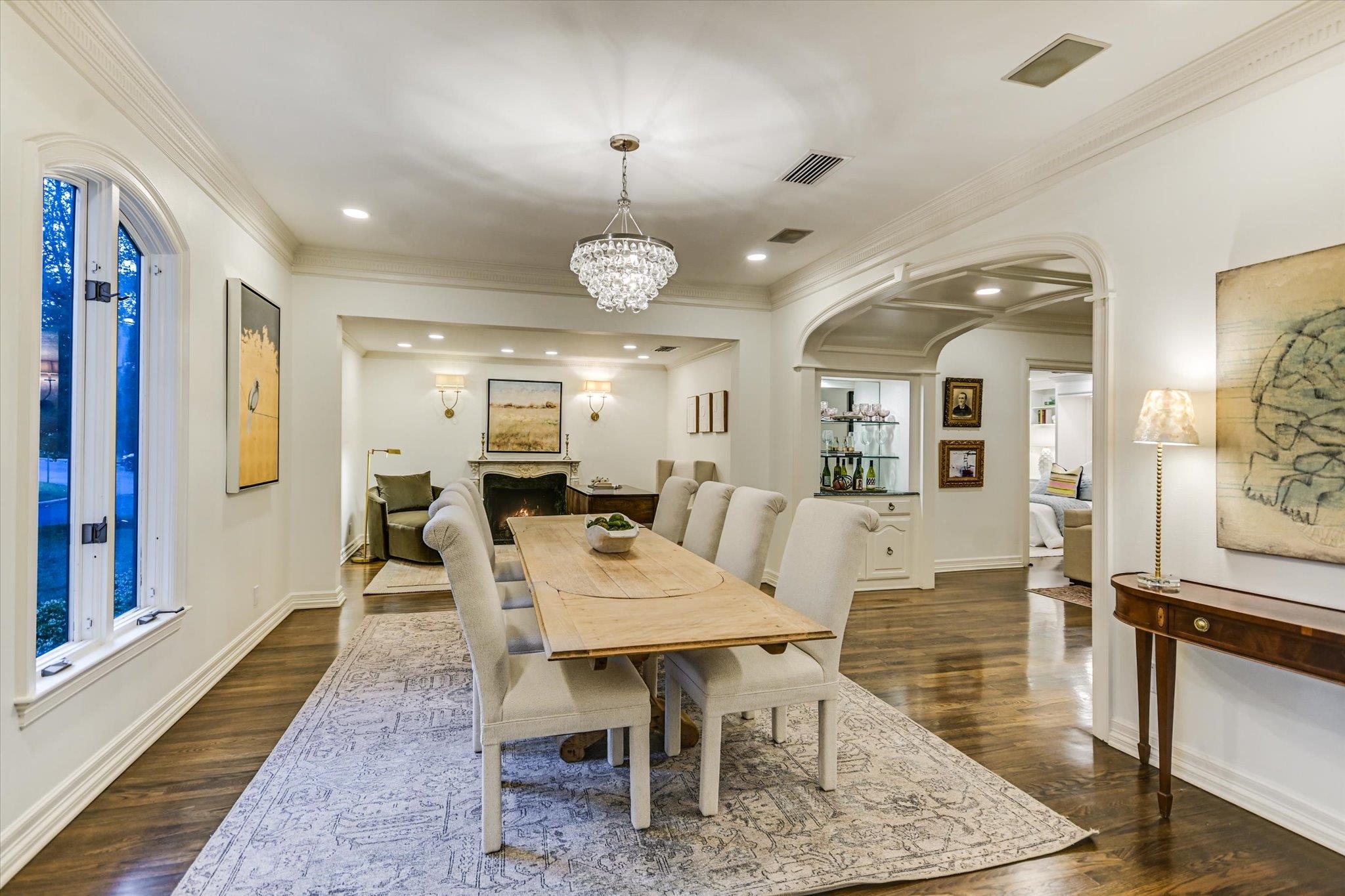 1304 Gaston Ave, Austin, TX 78703