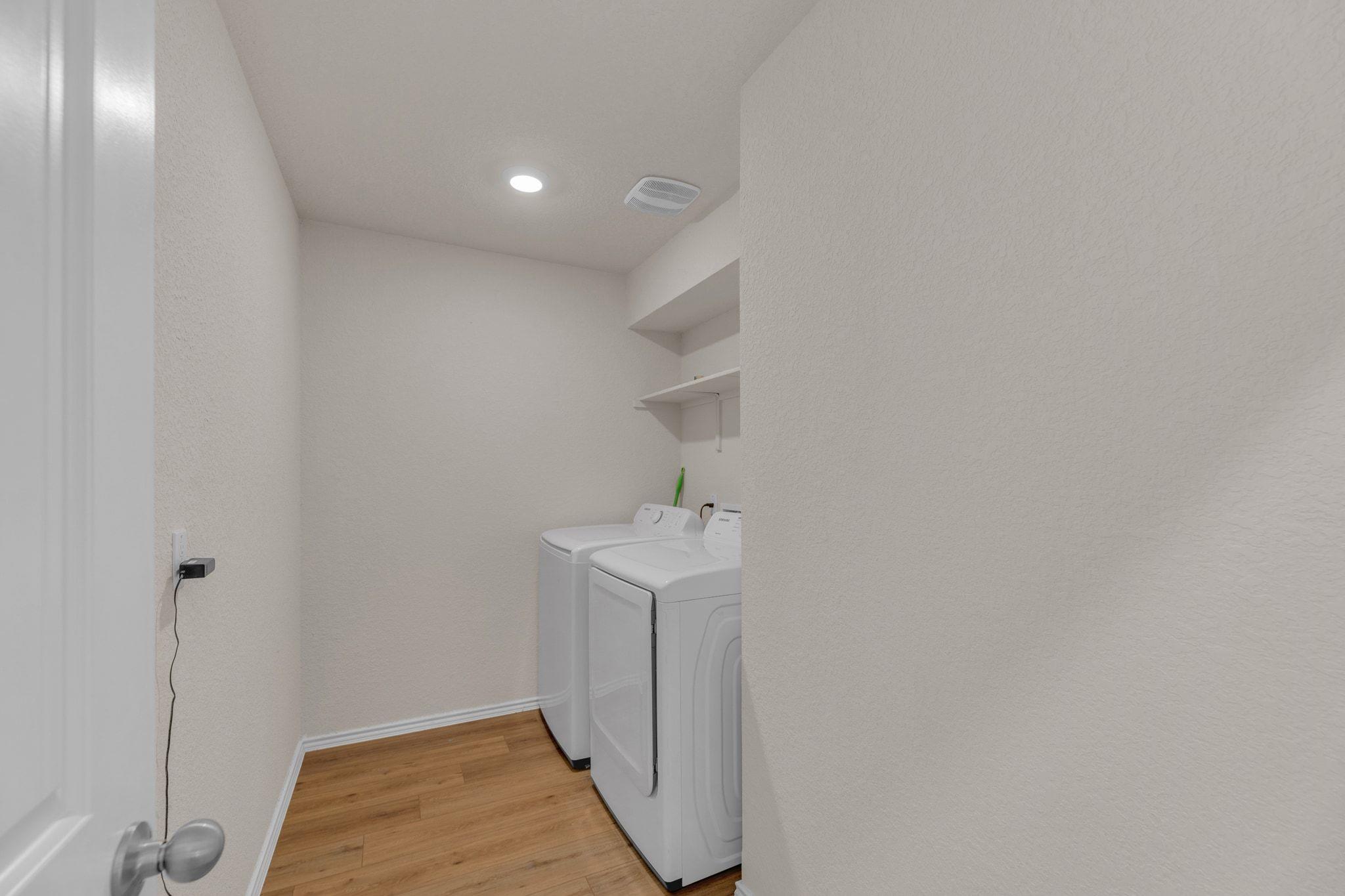 1704 T H Johnson Dr, Taylor, TX 76574