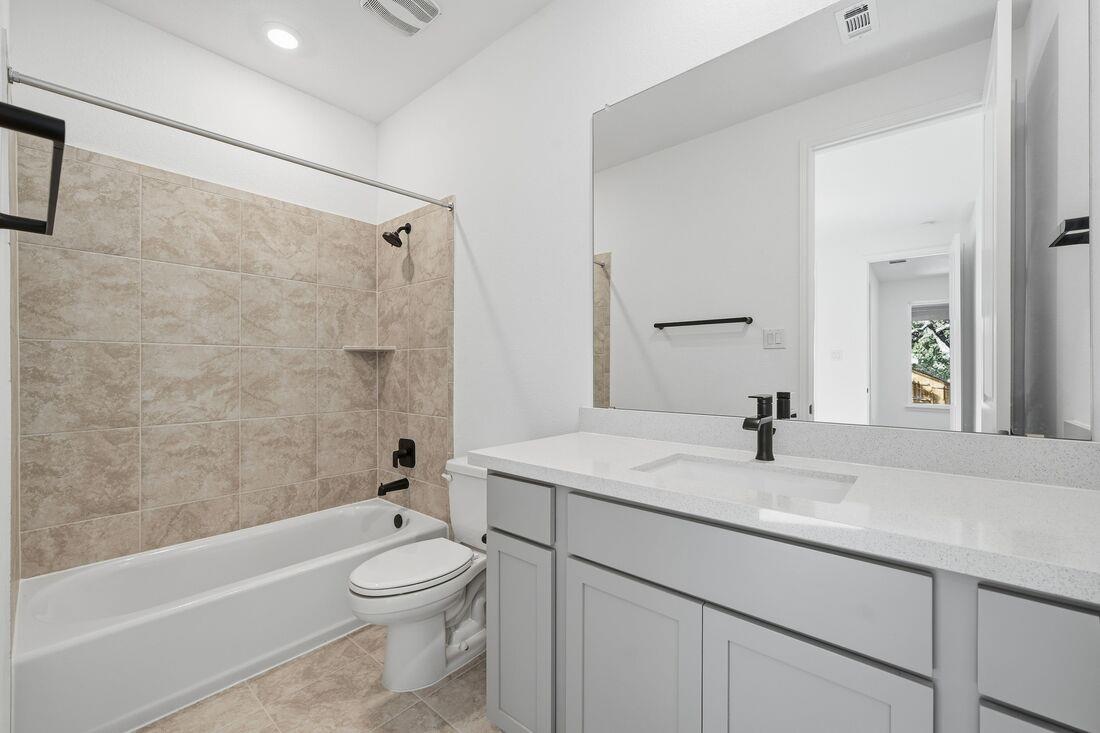 304 Kristen Oak Dr, Georgetown, TX 78628