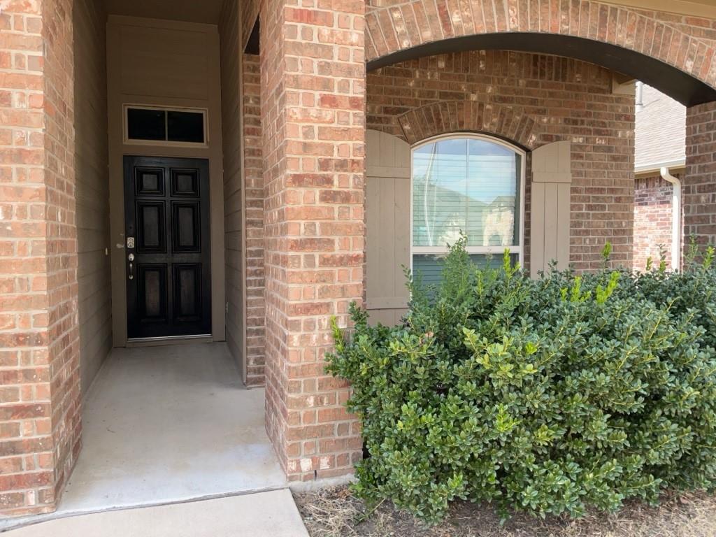 729 Schefer St, Leander, TX 78641