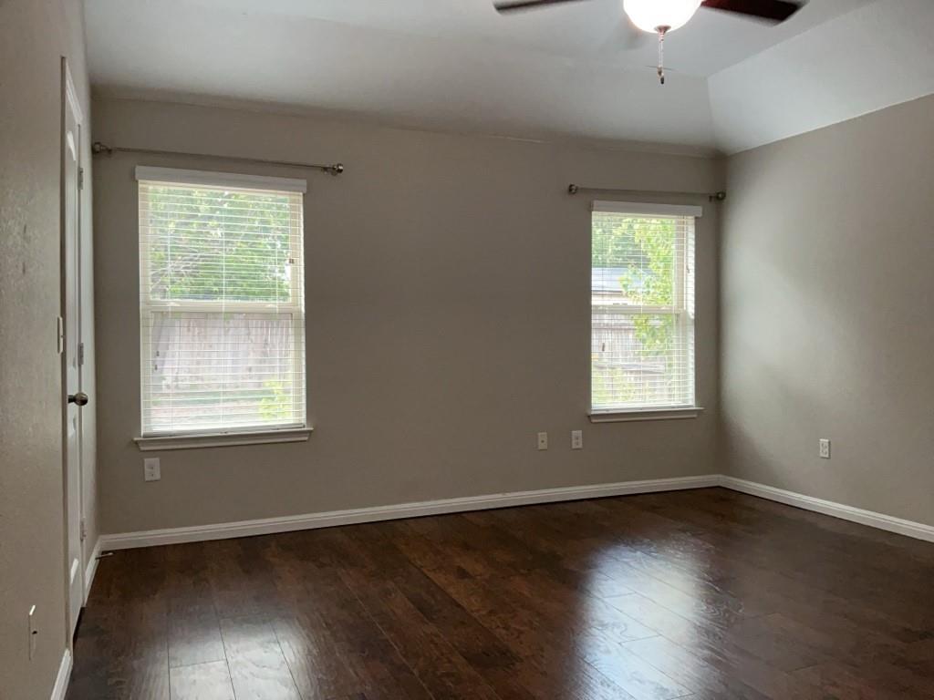 729 Schefer St, Leander, TX 78641