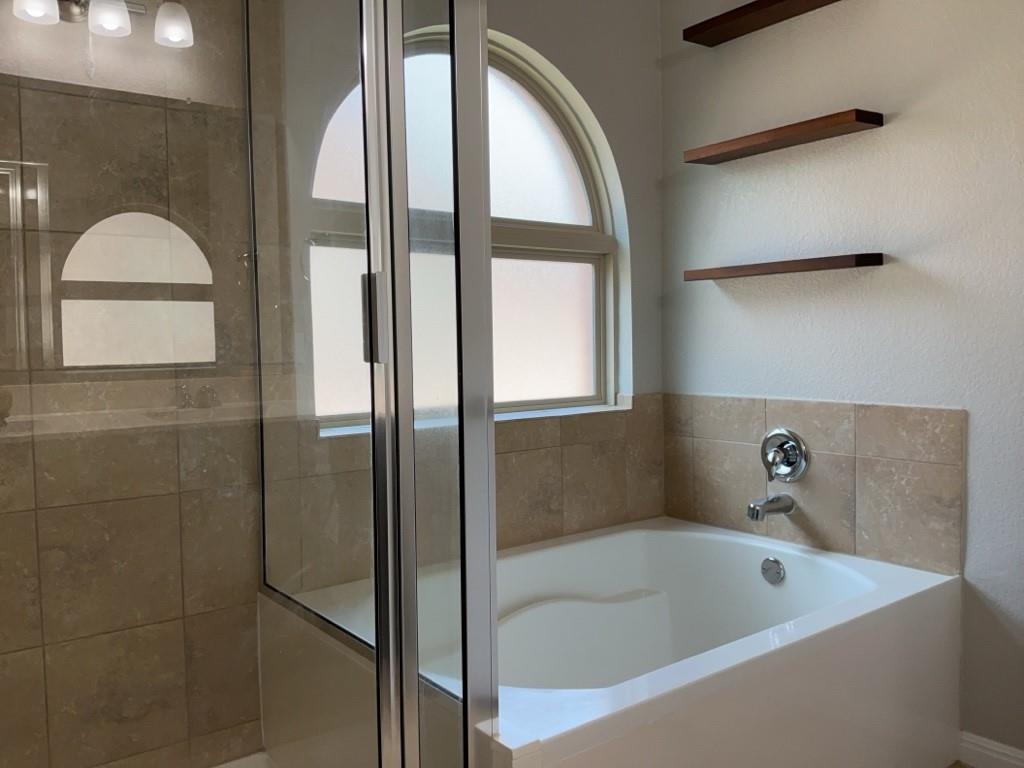 729 Schefer St, Leander, TX 78641