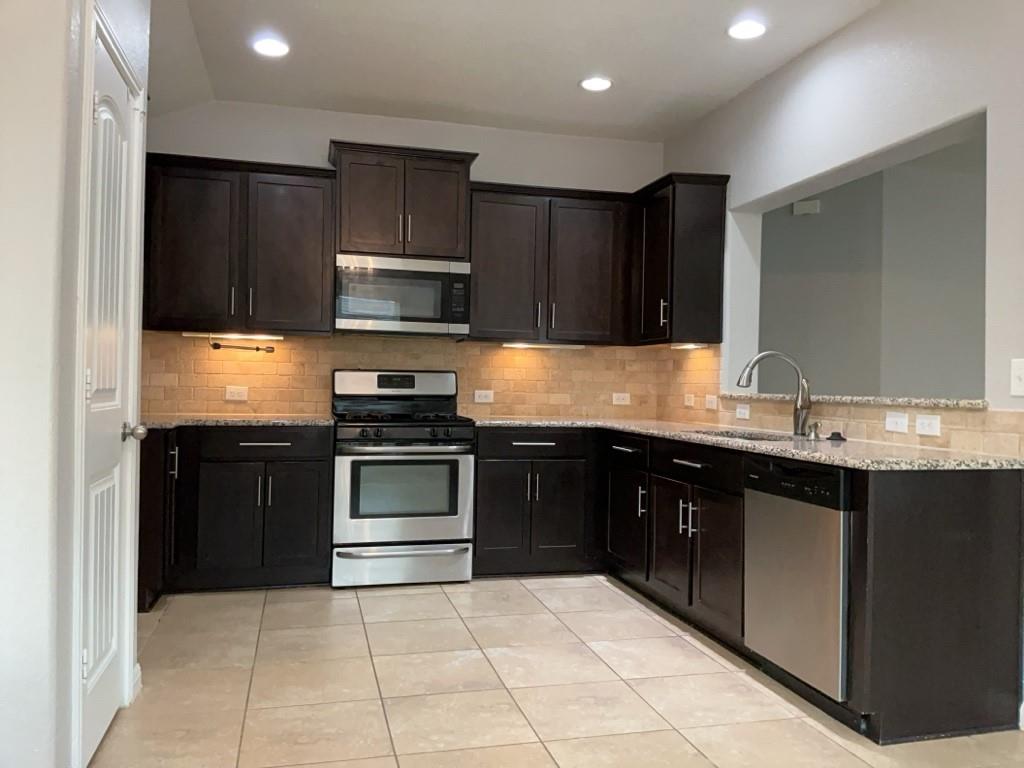 729 Schefer St, Leander, TX 78641