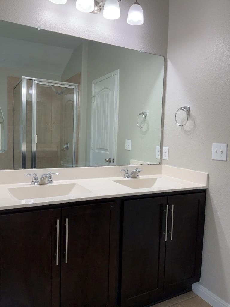 729 Schefer St, Leander, TX 78641