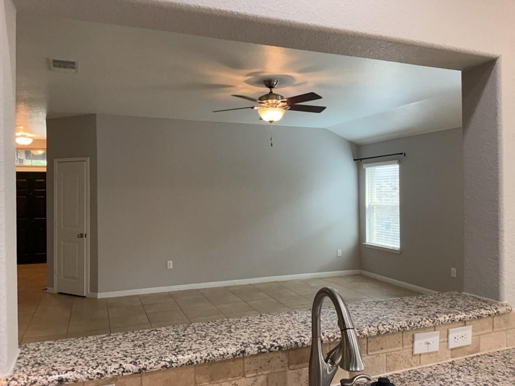 729 Schefer St, Leander, TX 78641