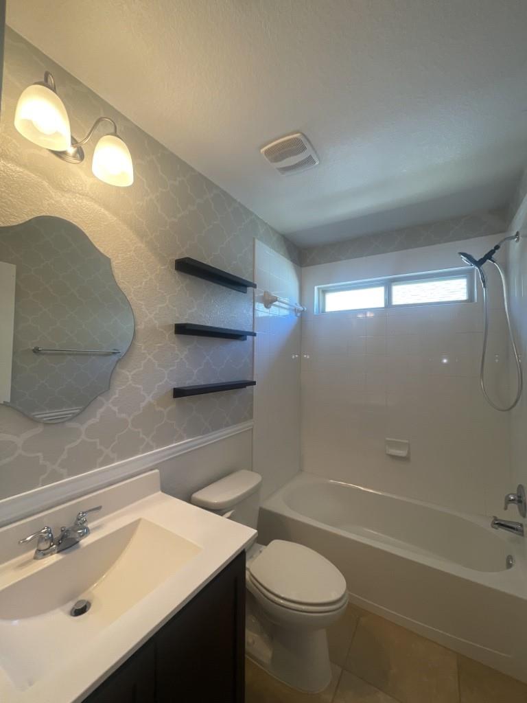 729 Schefer St, Leander, TX 78641