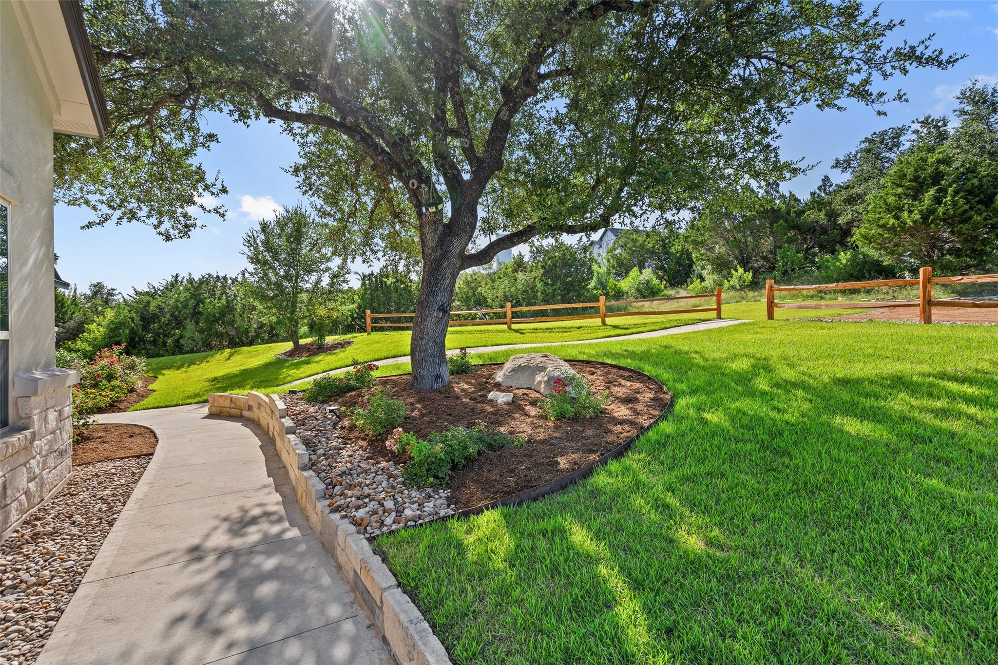 1302 Sparrow Ln, Austin, TX 78734