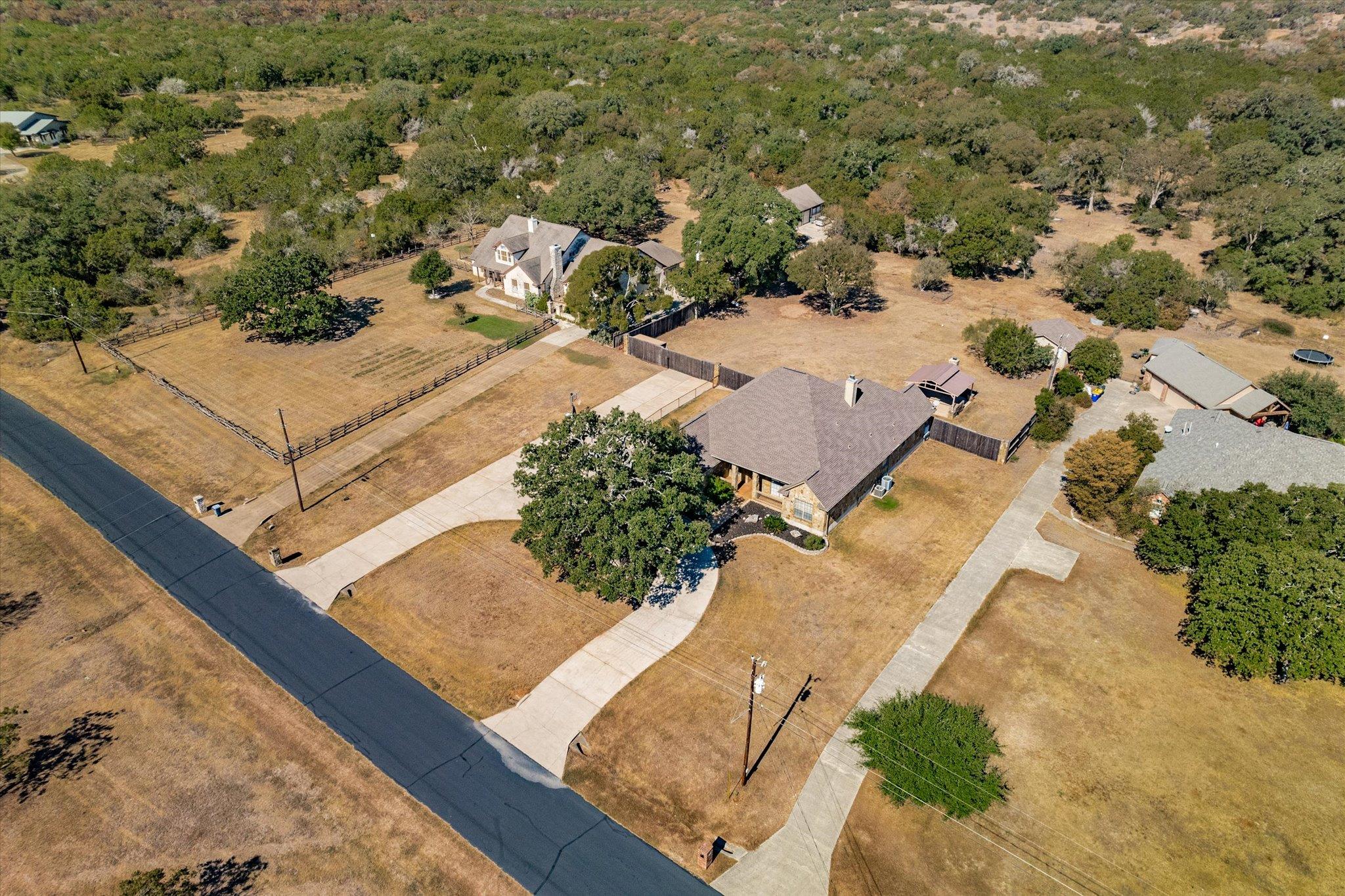430 Humphrey Dr, Buda, TX 78610
