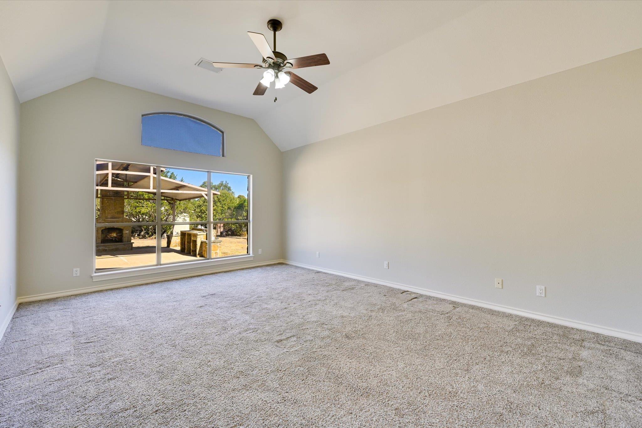 430 Humphrey Dr, Buda, TX 78610