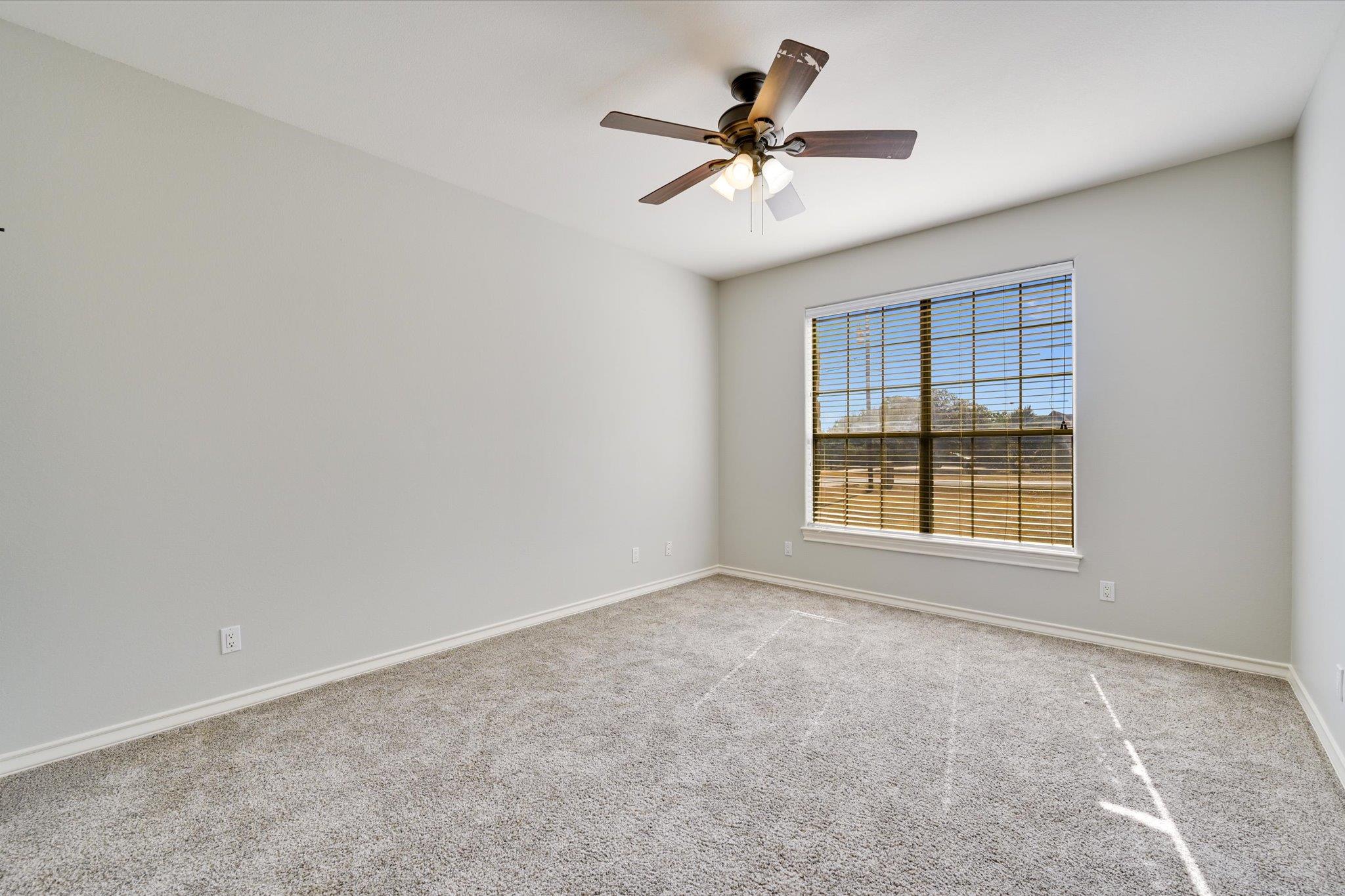 430 Humphrey Dr, Buda, TX 78610