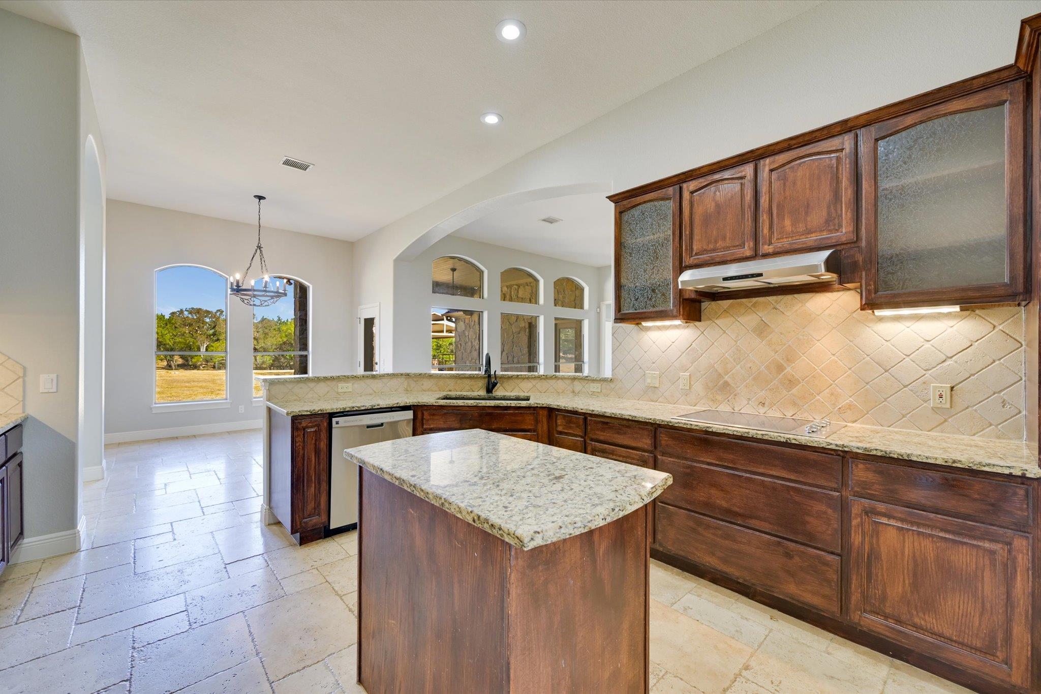 430 Humphrey Dr, Buda, TX 78610