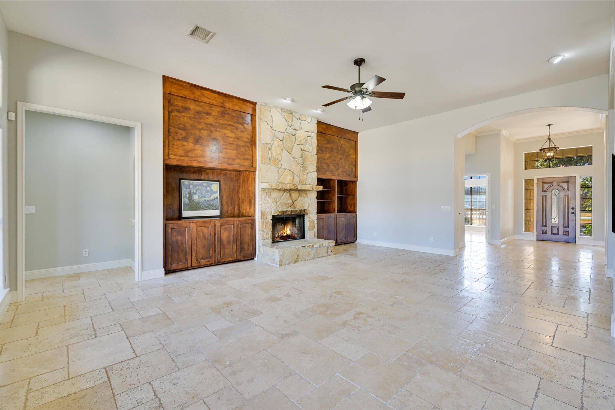 430 Humphrey Dr, Buda, TX 78610