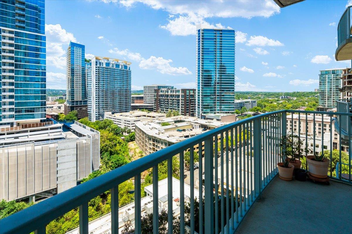 360 Nueces St # 1408, Austin, TX 78701