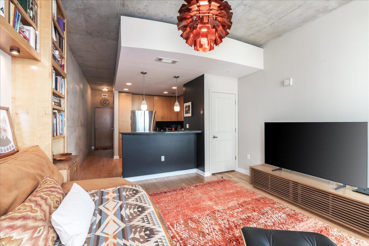 360 Nueces St # 1408, Austin, TX 78701